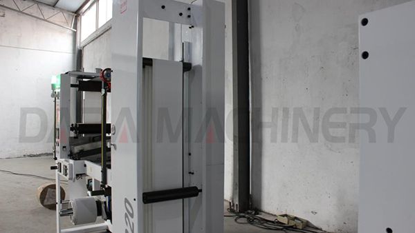 Material Rack with Floating Roller