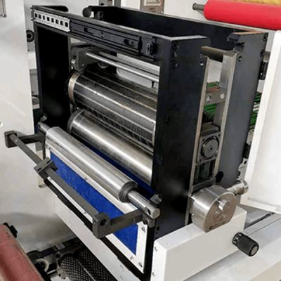 Adjustable Bottom Rollers