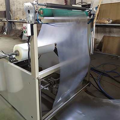 In-Mould Cutting Thermoforming Machine