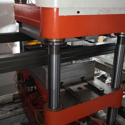 Positive and Negative Pressure Plastic Thermoforming Machine